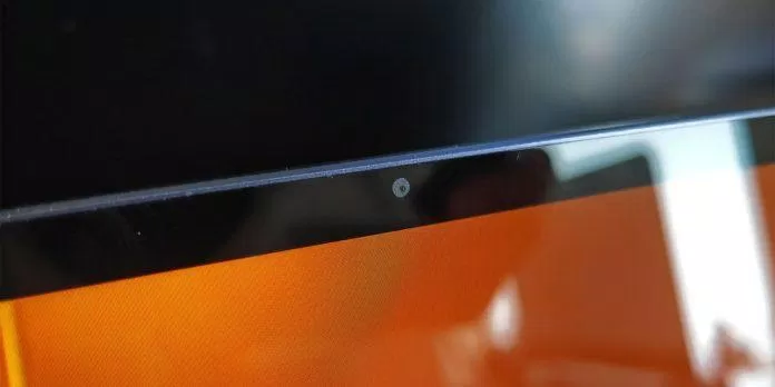 Camera ở viền trên của màn hình (Ảnh: Internet) Camera ở viền trên của màn hình (Ảnh: Internet)