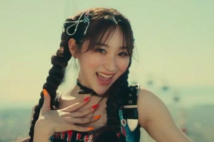 165 Netizens cho rằng nữ ca sĩ solo này là “kho báu bị chôn vùi” của KPOP mới nhất 6 ली चैयोन ने "हश रश" के साथ अपनी एकल शुरुआत की (फोटो: इंटरनेट)
