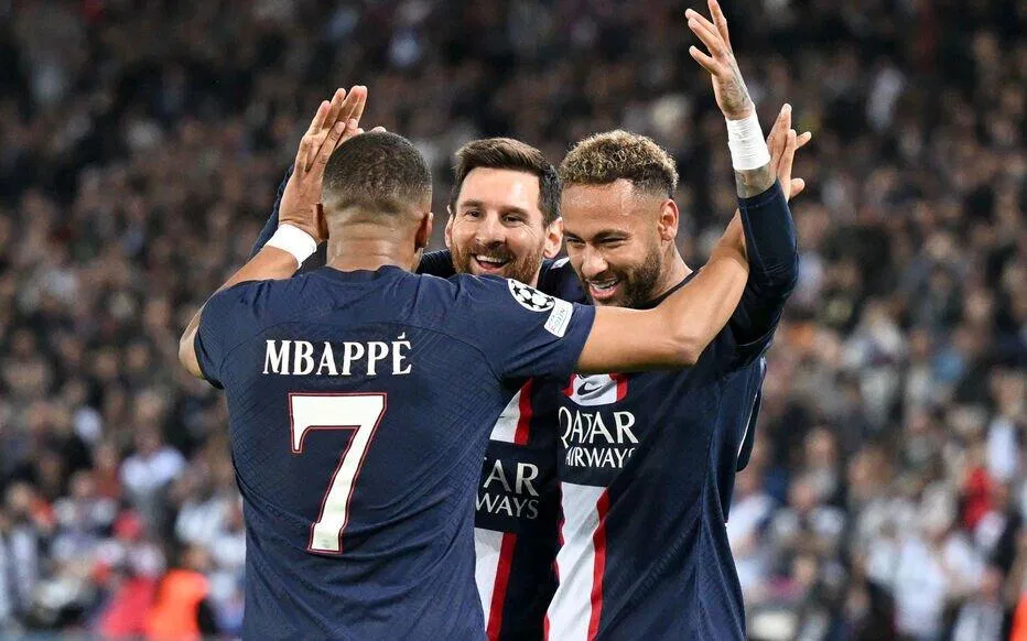 Bộ 3 của PSG thay nhau bắn phá khung thành của Maccabi Haifa (Ảnh: Internet) Bộ 3 của PSG thay nhau bắn phá khung thành của Maccabi Haifa (Ảnh: Internet)