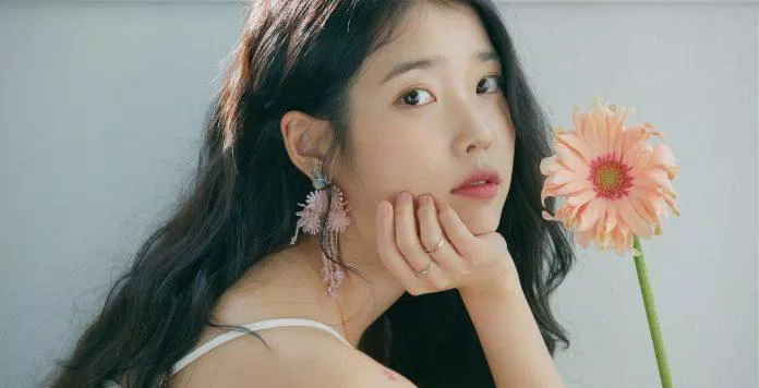 9 ca khúc K-pop hay được lòng các bậc phụ huynh nhất - Kiến thức mới 2024 12 IU (Ảnh: Internet)