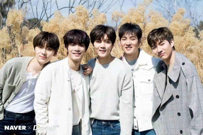 Tổng hợp 5 lần idol tự viết lại fanfic của chính mình Block B BTS Hee Chul idol KPOP idol tự viết lại fanfic Jae Park Jin JIN BTS KPOP nhóm nhạc nổi tiếng NUEST thú vị tình yêu