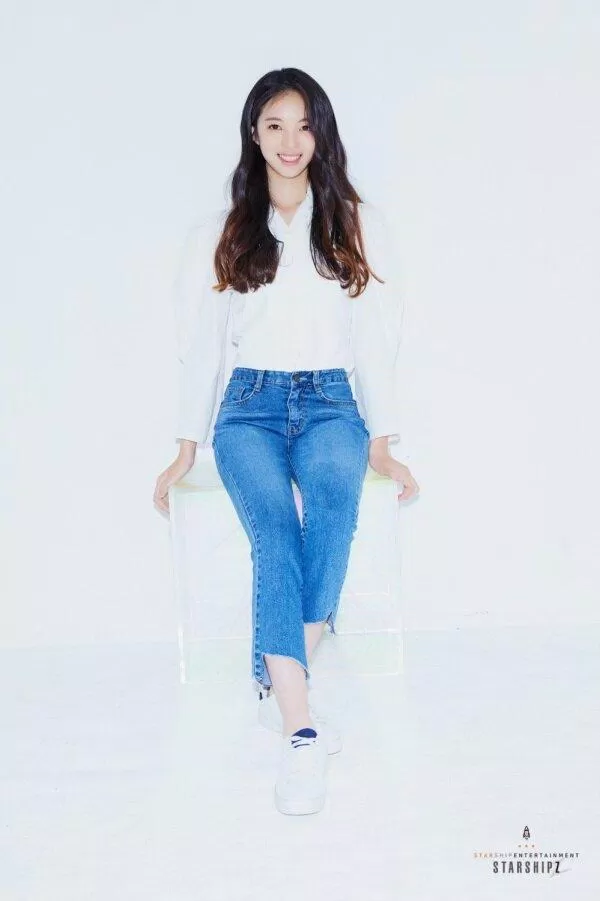 Park Joo Bi là ai? Thành viên đáng lẽ đã debut cùng IVE? - Kiến thức mới 2024 4 Park Joo Bi (Ảnh: Internet)