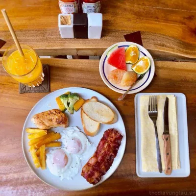 Infiniti Cafe & Resto