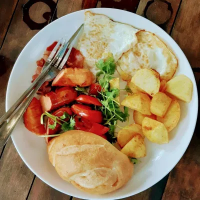 Phiên Khúc Coffee and Food
