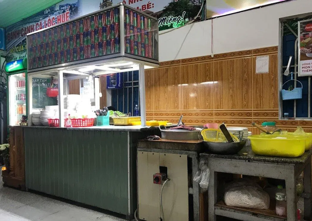 15 quán ăn ngon ở Kon Tum mà team yêu ẩm thực không nên bỏ lỡ khi đến đây ẩm thực ẩm thực kon tum ăn ngon bánh canh Bánh canh cá lóc A KAY 7 cá lóc Cơm gà Hương Đào cơm lam Cơm niêu Đồng Quê du lịch kon tum Gà nướng cơm lam cô Sinh Gia Lai Gỏi lá Sức Sống Mới Kon Tum Măng Đen Lữ Quán món ngon kon tum nhà hàng Nhà hàng Thủy Tạ phở khô Gia Lai quán ăn quán ăn ngon quán ăn ngon ở kon tum Quán xôi măng cá Lê Lợi thông tin Top 15 quán ăn ngon ở Kon Tum Xôi đêm Kon Tum