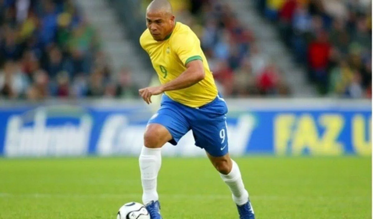 Dù dừng bước sớm tại World Cup 2006 nhưng Ronaldo đã trở thành cầu thủ ghi bàn nhiều nhất lịch sử World Cup thời điểm đó (Ảnh: Internet) Dù dừng bước sớm tại World Cup 2006 nhưng Ronaldo đã trở thành cầu thủ ghi bàn nhiều nhất lịch sử World Cup thời điểm đó (Ảnh: Internet)