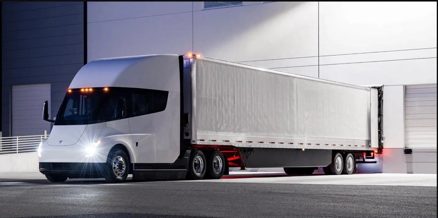 Tesla Semi Truck sẽ có trọng tải lên đến hơn 30 tấn (Ảnh: Internet) Tesla Semi Truck sẽ có trọng tải lên đến hơn 30 tấn (Ảnh: Internet)