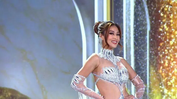 Hoa hậu Đoàn Thiên Ân sang trọng trong phần thi dạ hội