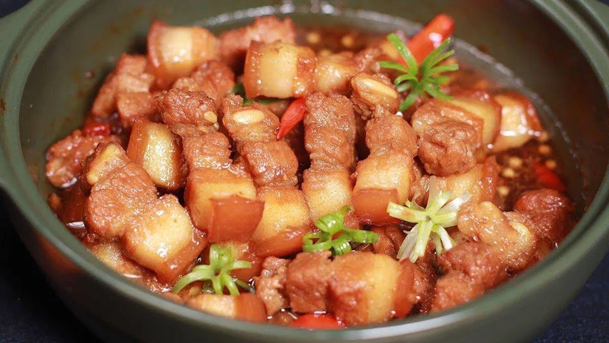 Thành phẩm món thịt kho tiêu. (ảnh: internet)