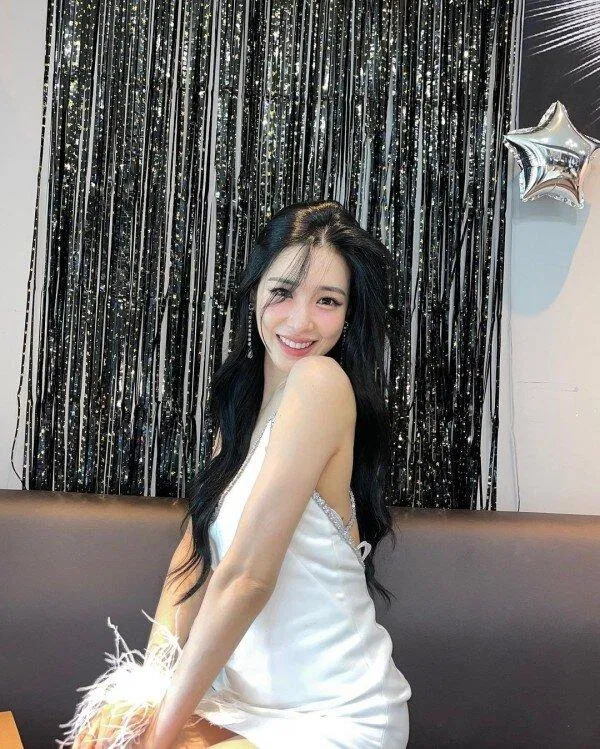 Có thể bạn chưa biết: 6 idol Kpop này đã bị cha mẹ phản đối ước mơ trở thành ca sĩ BTS ca sĩ cha mẹ Choi Yena có thể bạn chưa biết idol KPOP J J STAYC KPOP Red Velvet RM RM BTS STAYC Suga SUGA BTS Tiffany ước mơ Wendy Wendy (Red Velvet)