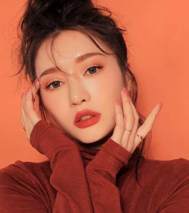 Tone và undertone là tiêu chí quan trọng nhất để tìm màu son phù hợp. (Nguồn: Internet).