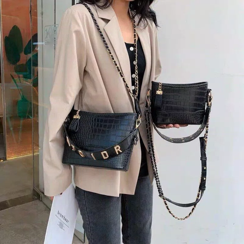 Túi xách đeo chéo. (ảnh: internet)