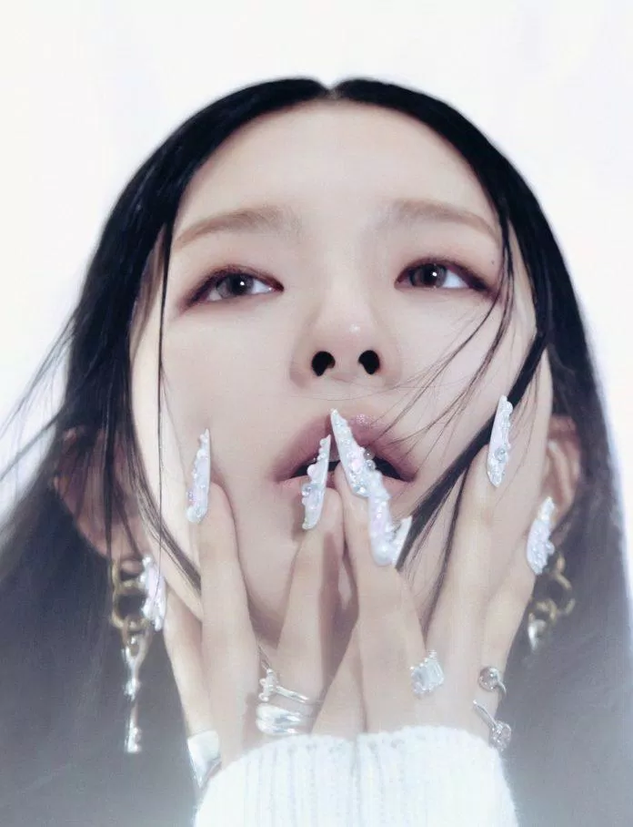 Nổi da gà với hình ảnh đầy ma mị của Seulgi (Red Velvet) trong album solo 28 Reasons - Kiến thức mới 2024 14 Nàng Bạch Tuyết đầy mới lạ qua sự thể hiện của Seulgi. Nguồn: Internet