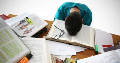 Kỷ luật buộc bạn phải vượt qua khó khăn (Ảnh: Internet) Kỷ luật buộc bạn phải vượt qua khó khăn (Ảnh: Internet)