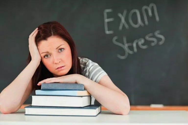 Áp lực thi cử Nguồn ảnh: https://unipsy.in/exam-stress-facts-and-myths/