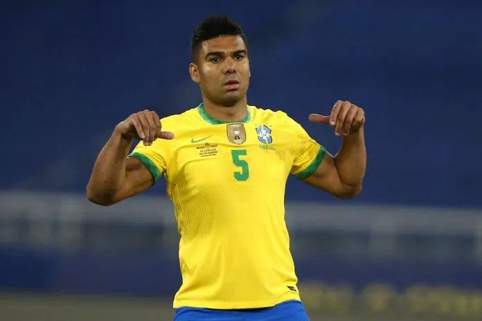 Casemiro với khả năng thi đấu máu lửa sẽ cùng các vũ công Samba của Brazil tạo nên những trận cầu hấp dẫn (Ảnh: Internet) Casemiro với khả năng thi đấu máu lửa sẽ cùng các vũ công Samba của Brazil tạo nên những trận cầu hấp dẫn (Ảnh: Internet)