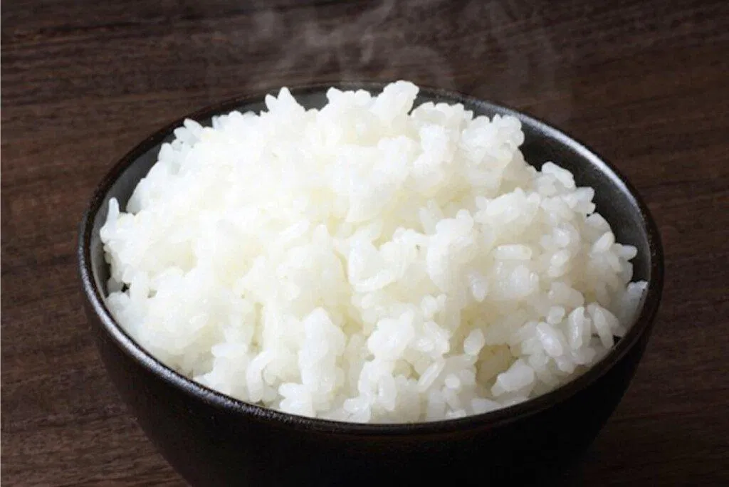 Cơm có làm bạn tăng cân? (Ảnh: Internet) Cơm có làm bạn tăng cân? (Ảnh: Internet)