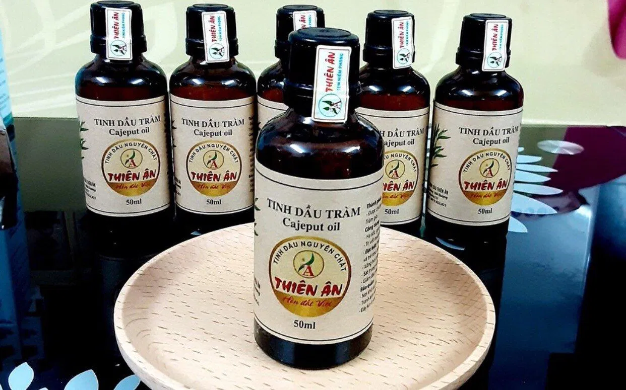 Đặc sản tinh dầu tràm Quảng Trị. (Ảnh: Internet)