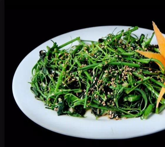 Rau Bò Khai chế biến được rất nhiều món, đặc biệt là xào cùng mè rất thơm và giàu dinh dưỡng. (Nguồn ảnh: Internet) Rau Bò Khai chế biến được rất nhiều món, đặc biệt là xào cùng mè rất thơm và giàu dinh dưỡng. (Nguồn ảnh: Internet)