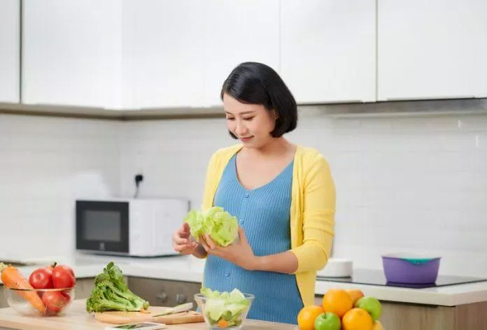 Dinh dưỡng lành mạnh để tránh bị tăng huyết áp thai kỳ (Nguồn: Internet) Dinh dưỡng lành mạnh để tránh bị tăng huyết áp thai kỳ (Nguồn: Internet)