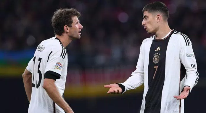 Kai Havertz và Thomas Muller đều mất hút trên hàng công của tuyển Đức trong trận mở màn World Cup 2022 (Ảnh: Internet) Kai Havertz và Thomas Muller đều mất hút trên hàng công của tuyển Đức trong trận mở màn World Cup 2022 (Ảnh: Internet)