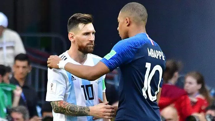 Messi và các đồng đội đã thất bại trước Pháp và màn trình diễn ấn tượng của Mbappe ở World Cup 2018 (Ảnh: Internet)