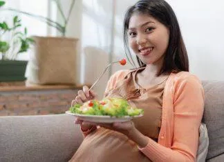 Những lưu ý về dinh dưỡng và mức tăng cân trong thai kỳ theo nhu cầu khuyến nghị (Nguồn: Internet)