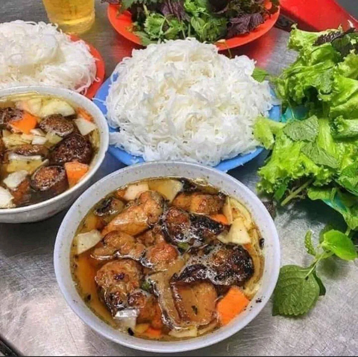 Tổng hợp 20 quán ăn ngon ở Bắc Ninh: Đến miền dân ca thì ăn gì? ẩm thực ăn gì ăn ngon Bắc Ninh bún bò bún bò Huế Bún bò Huế Phương Anh bún cá Bún cá cay Việt Anh bún chả Bún chả Bà Vạn Cháo cá Tích Nghi Chay An Lạc hải sản Lẩu nấm Hoàng Phố Mẹt Tá Lả nhà hàng Nhà hàng ẩm thực quan họ Phú Sinh Nhà hàng chim trời Tuấn Giang Nhà hàng gà thượng hạng Bắc Ninh Nhà hàng Hà Phong nhà hàng hải sản Nhà hàng hải sản Dung Cua Nhà hàng San San Nhà hàng Tân Lương Sơn Nhà hàng vịt núi Trung Chính quán ăn quán ăn ngon Quán ăn ngon ở bắc ninh thông tin