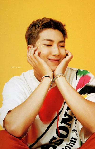 RM và BTS đều công khai ủng hộ LGBTQ+ (Ảnh: Internet)