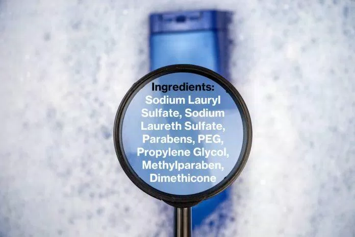 Sodium được thêm vào các sản phẩm dầu gội, sữa tắm cho tác dụng tạo bọt (Ảnh: Internet). Sodium được thêm vào các sản phẩm dầu gội, sữa tắm cho tác dụng tạo bọt (Ảnh: Internet).