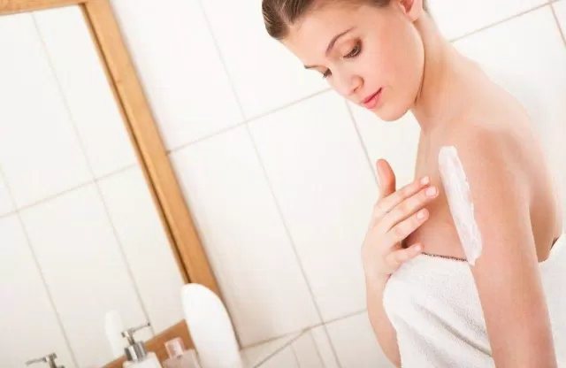 Sữa tắm vừa giúp dưỡng ẩm cho làn da vừa có thể tạo mùi hương dễ chịu (Ảnh: internet)