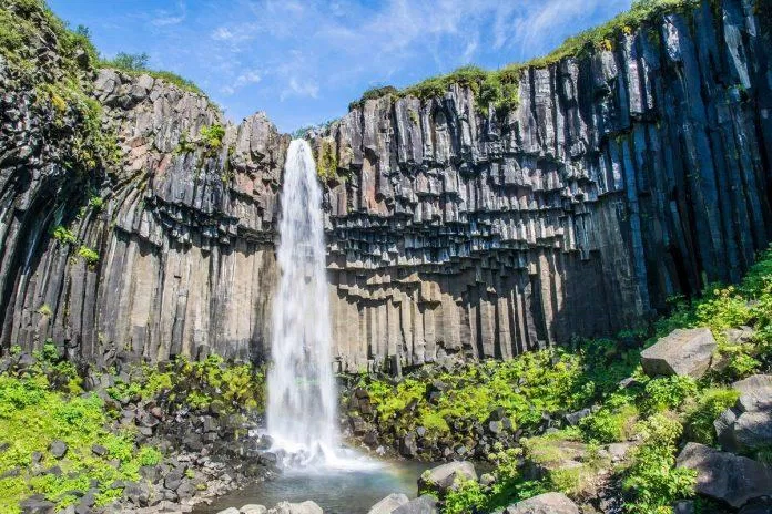 Thác nước Svartifoss ở Iceland (Nguồn: Internet)
