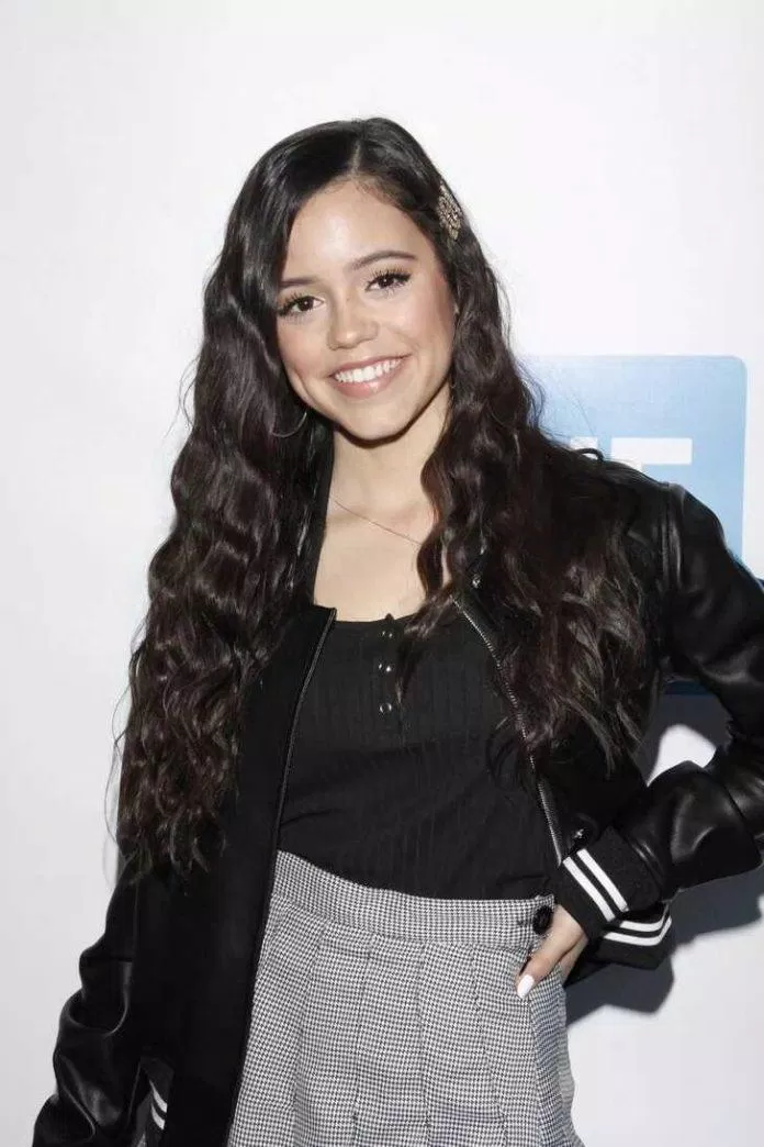 Nữ diễn viên Jenna Ortega (Ảnh: Internet)