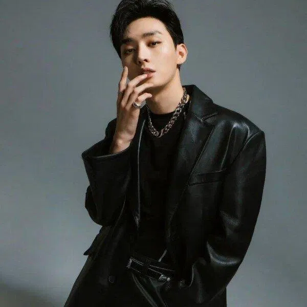 Yoon Jisung (Ảnh: Internet)