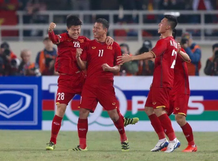 Anh Đức có bàn thắng vàng trong sự nghiệp trong trận chung kết lượt về trên sân Mỹ Đình giúp đội tuyển Việt Nam vô địch AFF Cup 2018 (Ảnh: Internet)