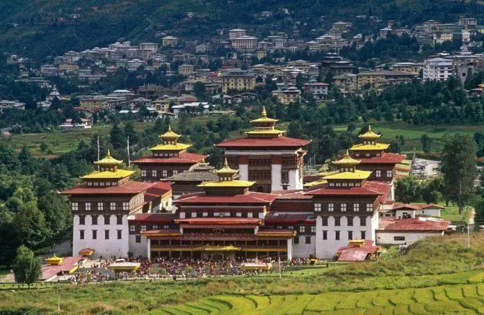 Bhutan cũng đang trải qua thời kì hiện đại hóa (Ảnh: Internet).