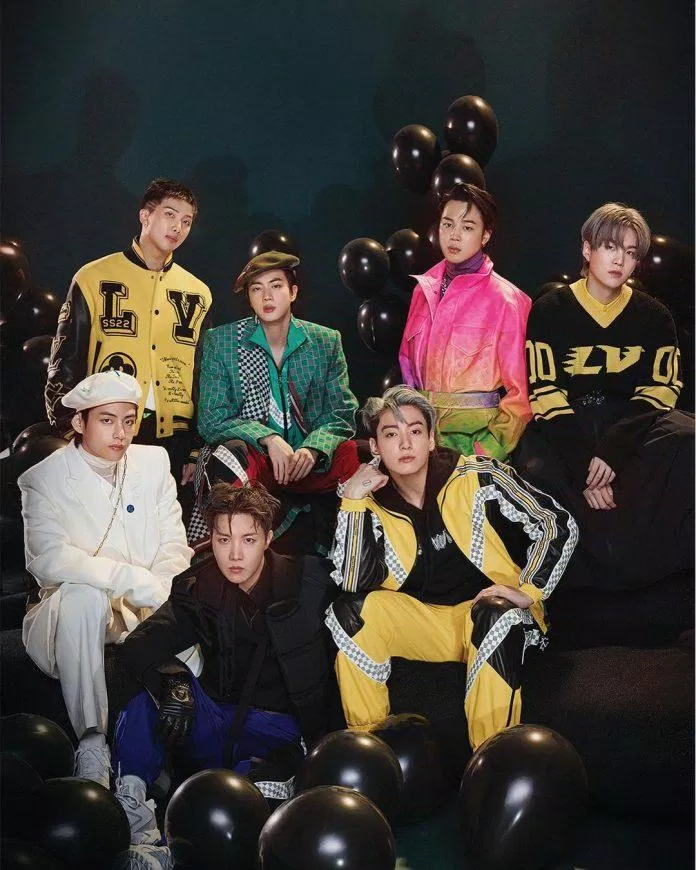 Vào tháng 1/2022, một bộ truyện webtoon được dựa trên BTS đã đạt hơn 15 triệu lượt xem chỉ trong 2 ngày sau khi ra mắt (Nguồn: Internet).