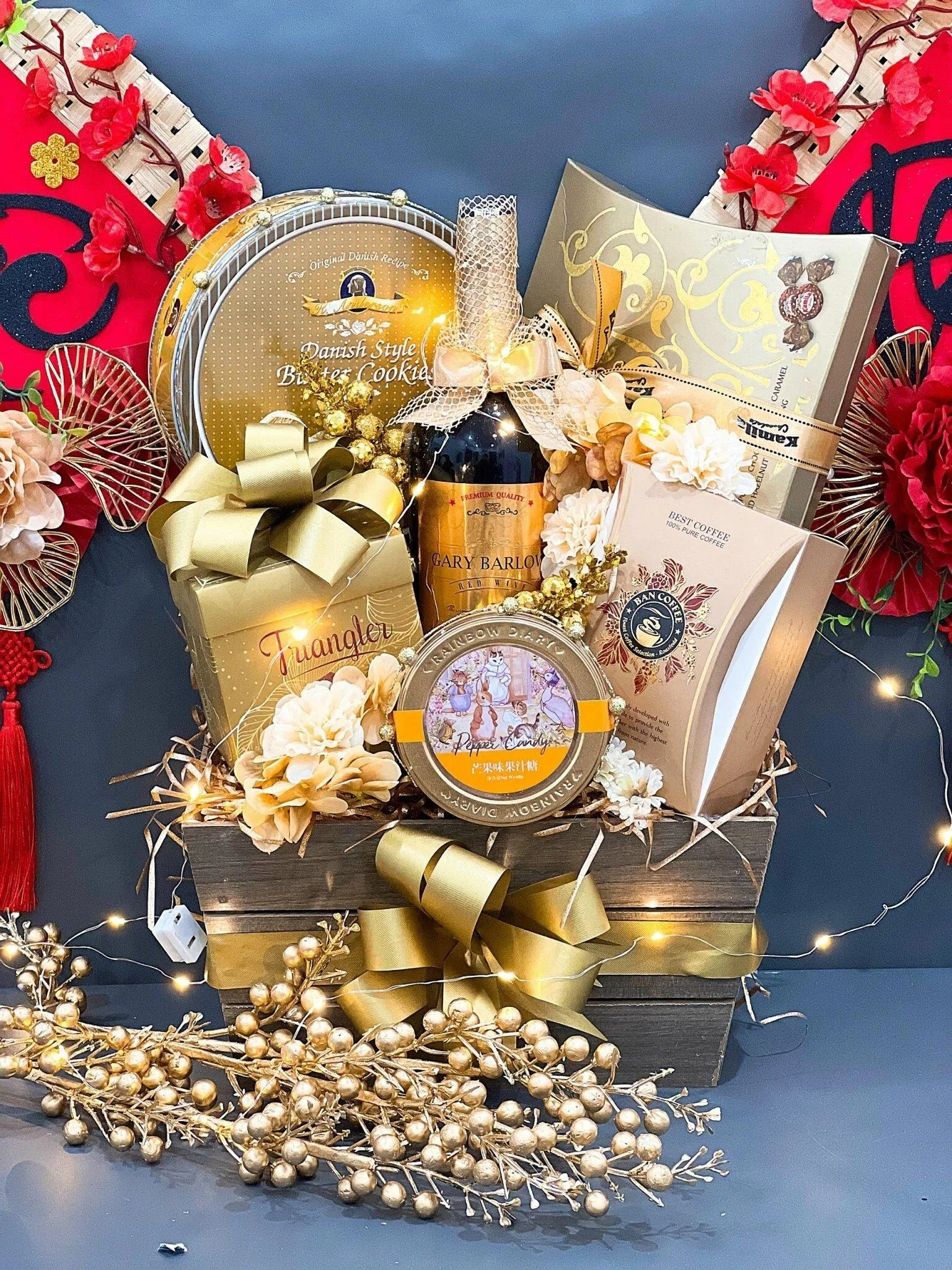 Giỏ quà Tết 2023 đẹp màu vàng tài lộc. (Ảnh : Internet) Giỏ quà Tết 2023 đẹp màu vàng tài lộc. (Ảnh : Internet)