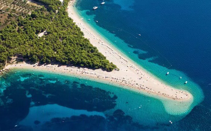 Zlatni Rat - Nguồn: Internet Zlatni Rat - Nguồn: Internet