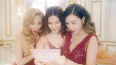 Dear Santa - TaeTiSeo (Ảnh: Internet) Dear Santa - TaeTiSeo (Ảnh: Internet)