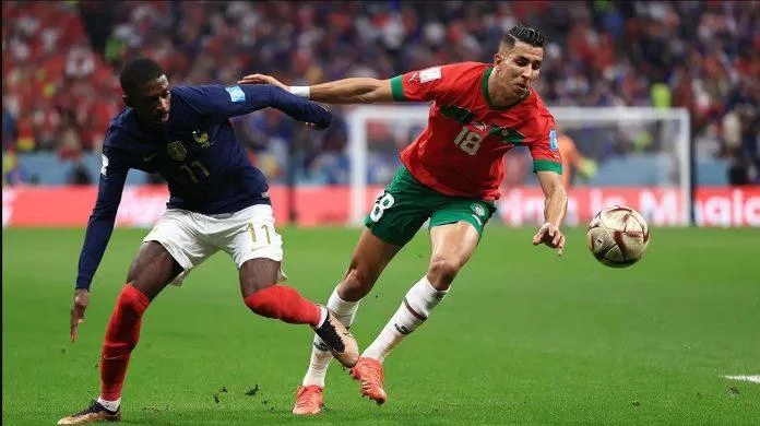 Dembele thi đấu mờ nhạt trên hàng công của tuyển Pháp trước Maroc ở bán kết World Cup 2022 (Ảnh: Internet)