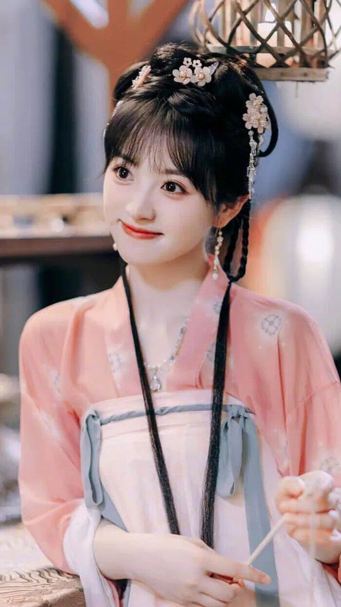 Xinh đẹp, tài năng như liên tục dính phốt "vạ miệng" trong những ngày này (Ảnh: Internet)