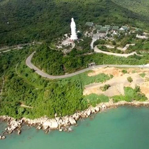 Không gian hữu tình của bán đảo Sơn Trà (Nguồn: Internet)
