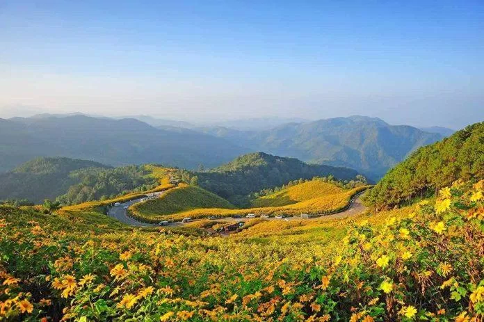 Vẻ đẹp thơ mộng đến nao lòng của cổ trấn tại Mae Hong Son, thiên đường ẩn mình xứ chùa Vàng - Nguồn: Internet Vẻ đẹp thơ mộng đến nao lòng của cổ trấn tại Mae Hong Son, thiên đường ẩn mình xứ chùa Vàng - Nguồn: Internet