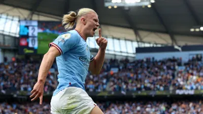 Người hâm mộ The Citizens không còn thấy Erling Haaland ăn mừng bùng nổ như hồi đầu mùa nữa trong trận đấu với Leeds United đêm qua (Ảnh: Internet) Người hâm mộ The Citizens không còn thấy Erling Haaland ăn mừng bùng nổ như hồi đầu mùa nữa trong trận đấu với Leeds United đêm qua (Ảnh: Internet)