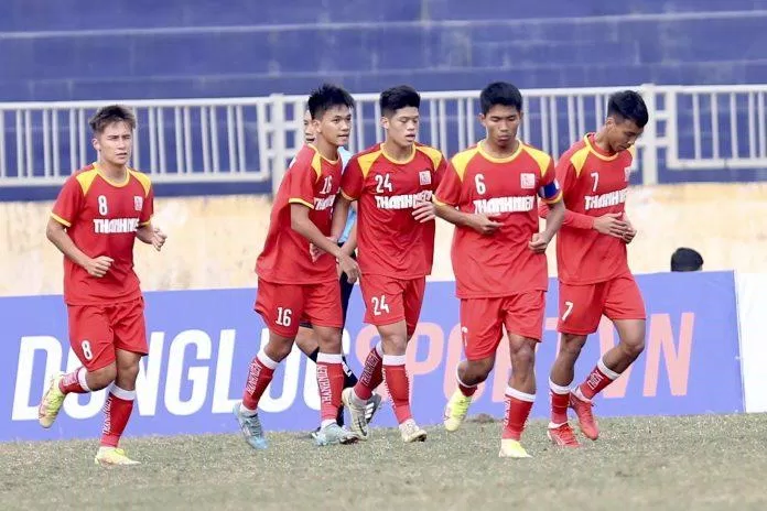 HAGL lách qua khe cửa hẹp tiến vào tứ kết U21 Quốc gia 2022 (Ảnh: Internet) HAGL lách qua khe cửa hẹp tiến vào tứ kết U21 Quốc gia 2022 (Ảnh: Internet)