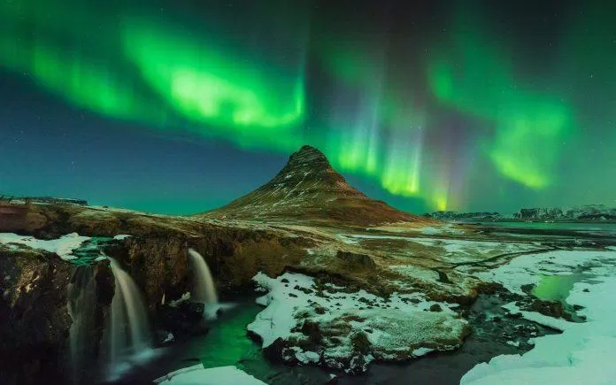 Cực quang ở Iceland (Ảnh: Internet).
