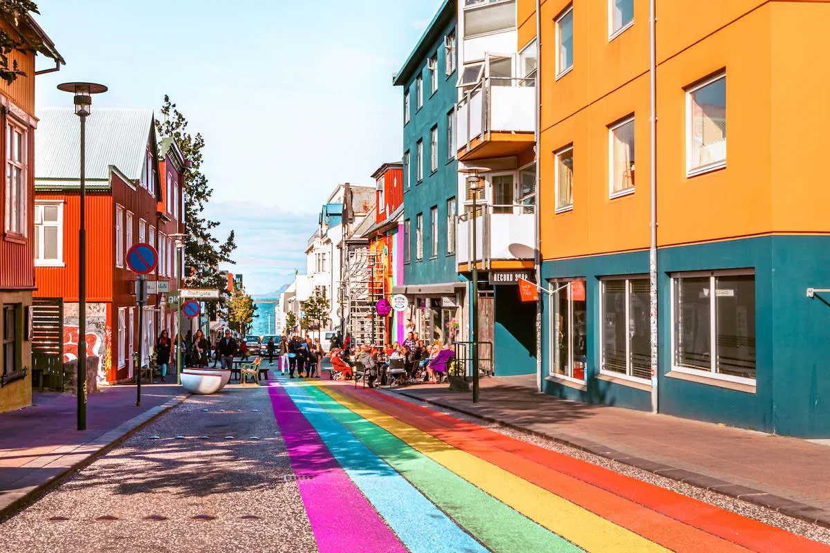 Đường phố Reykjavik (Ảnh: Internet).