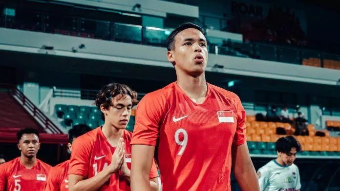 Ilhan Fandi nhiều khả năng sẽ là niềm hi vọng số một trên hàng công của Singapore trong trận đấu với Việt Nam (Ảnh: Internet) Ilhan Fandi nhiều khả năng sẽ là niềm hi vọng số một trên hàng công của Singapore trong trận đấu với Việt Nam (Ảnh: Internet)