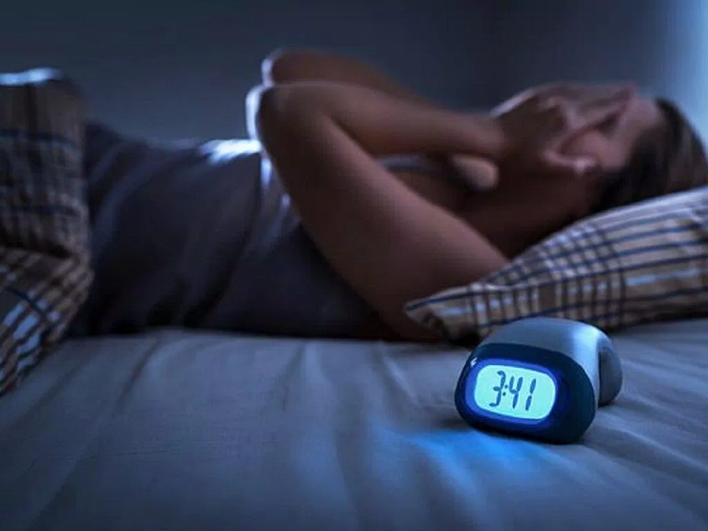 Khó ngủ (Nguồn: internet). Khó ngủ (Nguồn: internet).